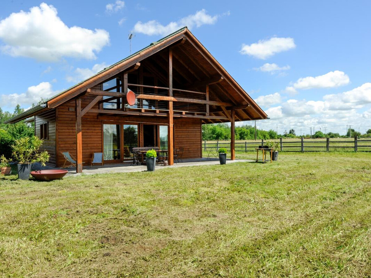 Gîte bois 8 pers. avec centre équestre et ferme pédagogique - Photo 1