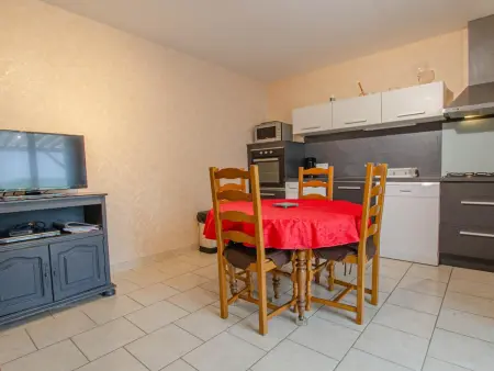 Charmante Maison à Troyes avec Jardin, Animaux Acceptés, Parking et Wi-Fi - Photo 8