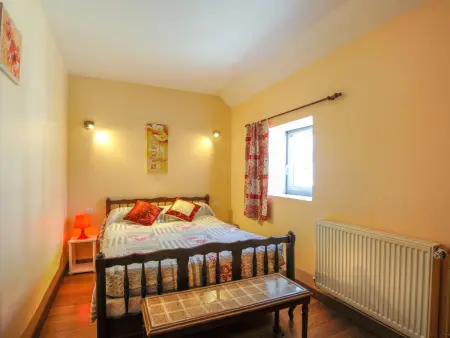 Gîte spacieux 7 pers. à Villiers-le-Bois, ancien corps de ferme : photo 10