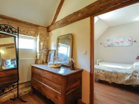 Gîte spacieux 7 pers. à Villiers-le-Bois, ancien corps de ferme : photo 13