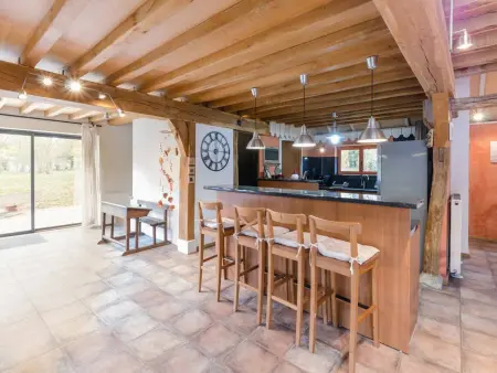 Maison spacieuse avec jardin clos, parking privatif, animaux acceptés - Photo 4