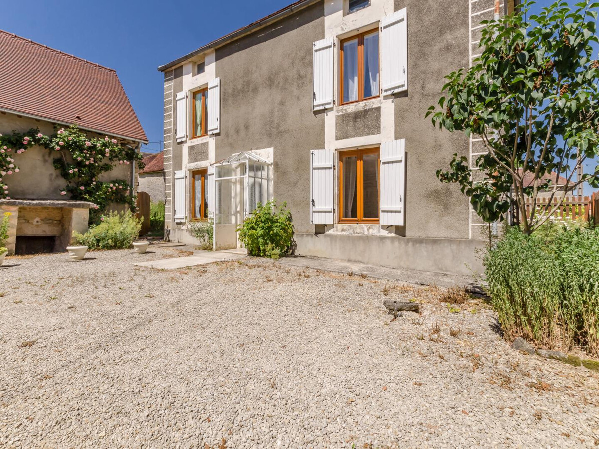 Maison indépendante 5 pers. à Pargues, cour fleurie, animaux OK - Photo 11