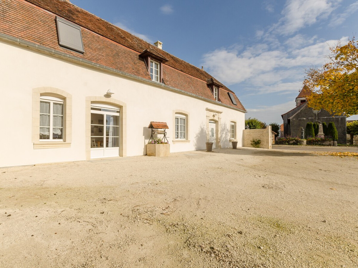 Gîte 8 personnes avec cour close et barbecue à Saint-Usage - Photo 15