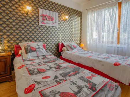 Gîte du Pommerat avec piscine chauffée à Villenauxe-la-Grande : photo 6