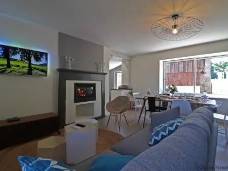Charmante maison avec jardin et Wifi inclus, Gite 4 personnes à Joué du Plain - Photo 4