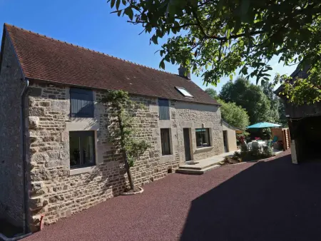 Charmante maison avec jardin et Wifi inclus, Gite 4 personnes à Joué du Plain - Photo 33