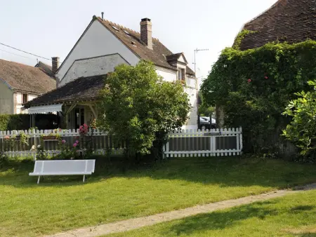 La Salle de Danse, gîte climatisé 5 pers. à Eaux-Puiseaux : photo 16