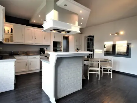 Gîte 15 pers. avec piscine et salon de jeux 70m² : photo 5
