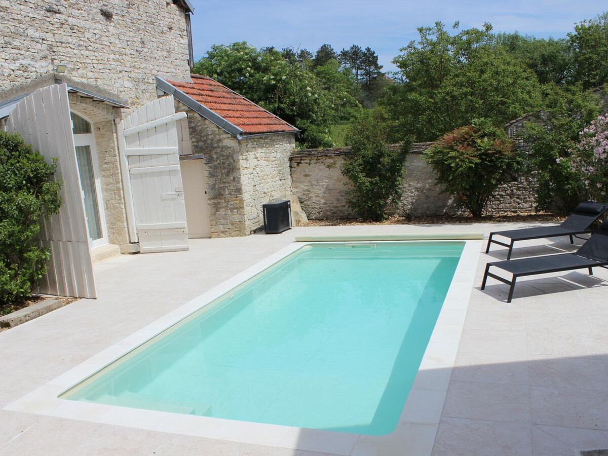 Gîte 6 pers. en pierres avec piscine chauffée à Landreville - Photo 5
