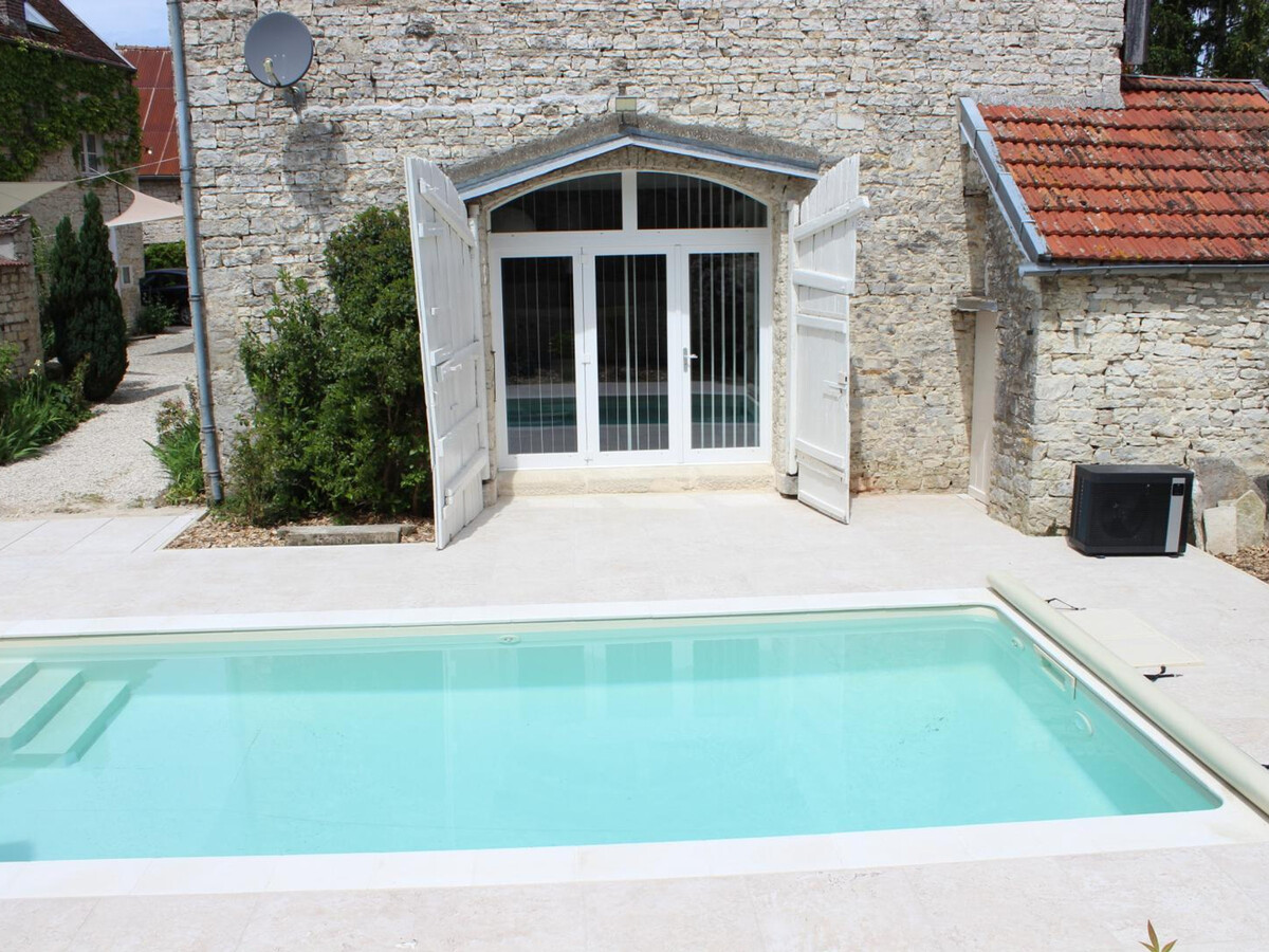 Gîte 6 pers. en pierres avec piscine chauffée à Landreville - Photo 6