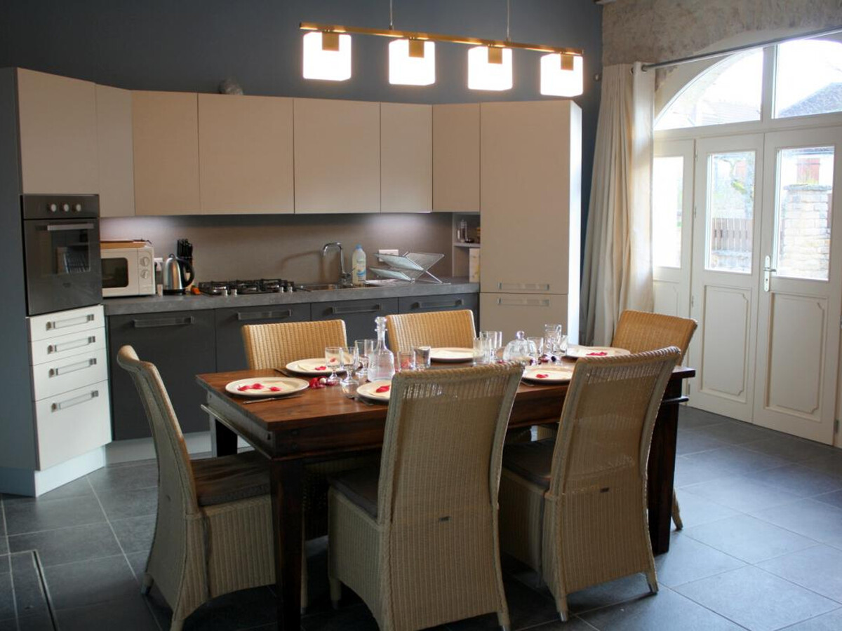 Gîte 6 pers. en pierres avec piscine chauffée à Landreville - Photo 11