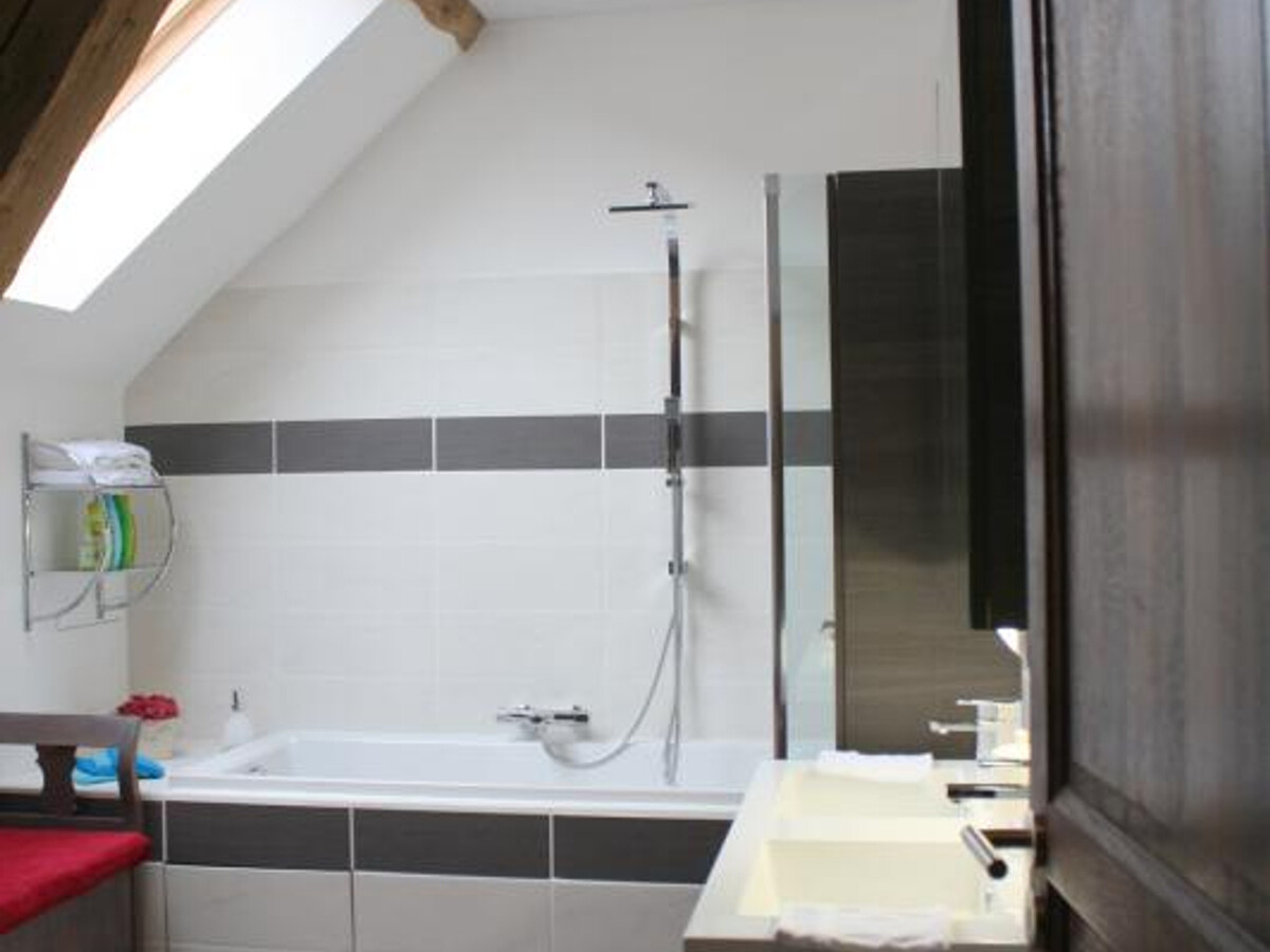 Gîte 6 pers. en pierres avec piscine chauffée à Landreville - Photo 18