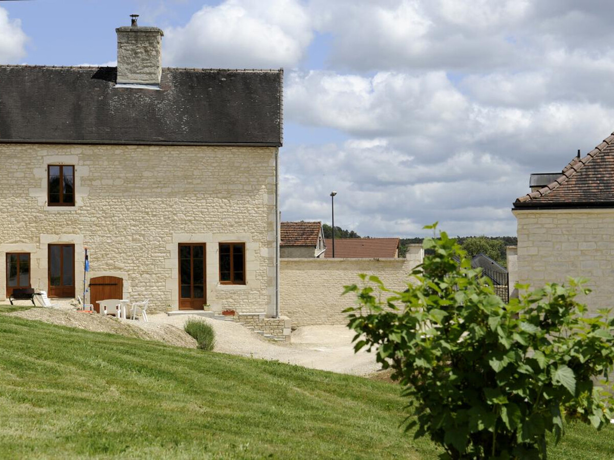 Les Perrières, maison de pays en pierre aux 3 AOC - Photo 3