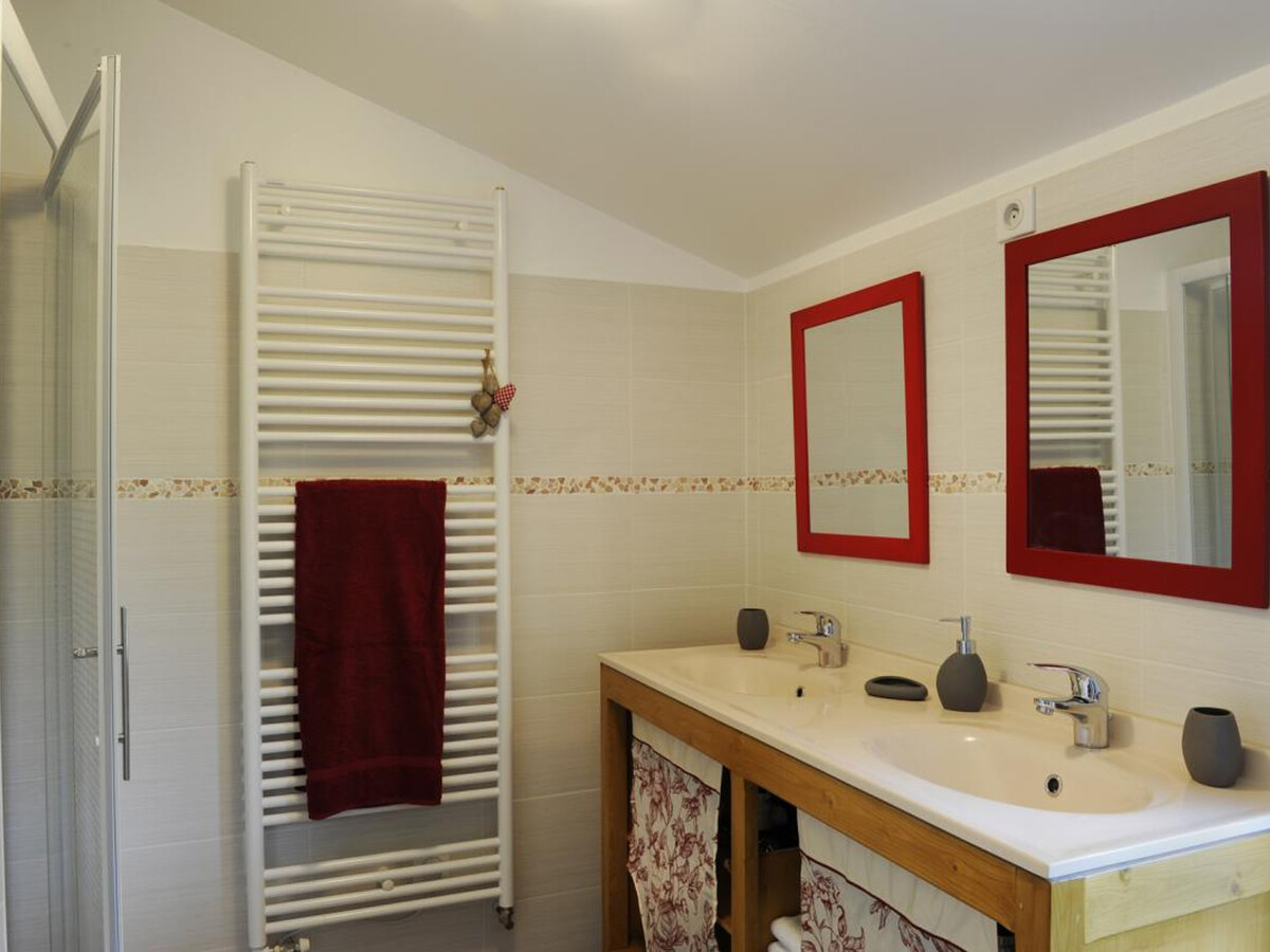 Le Pré des Marguerites, gîte bois 5 chambres près des lacs - Photo 9