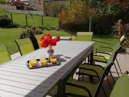 Maison charmante avec cheminée et animaux admis - Photo 5