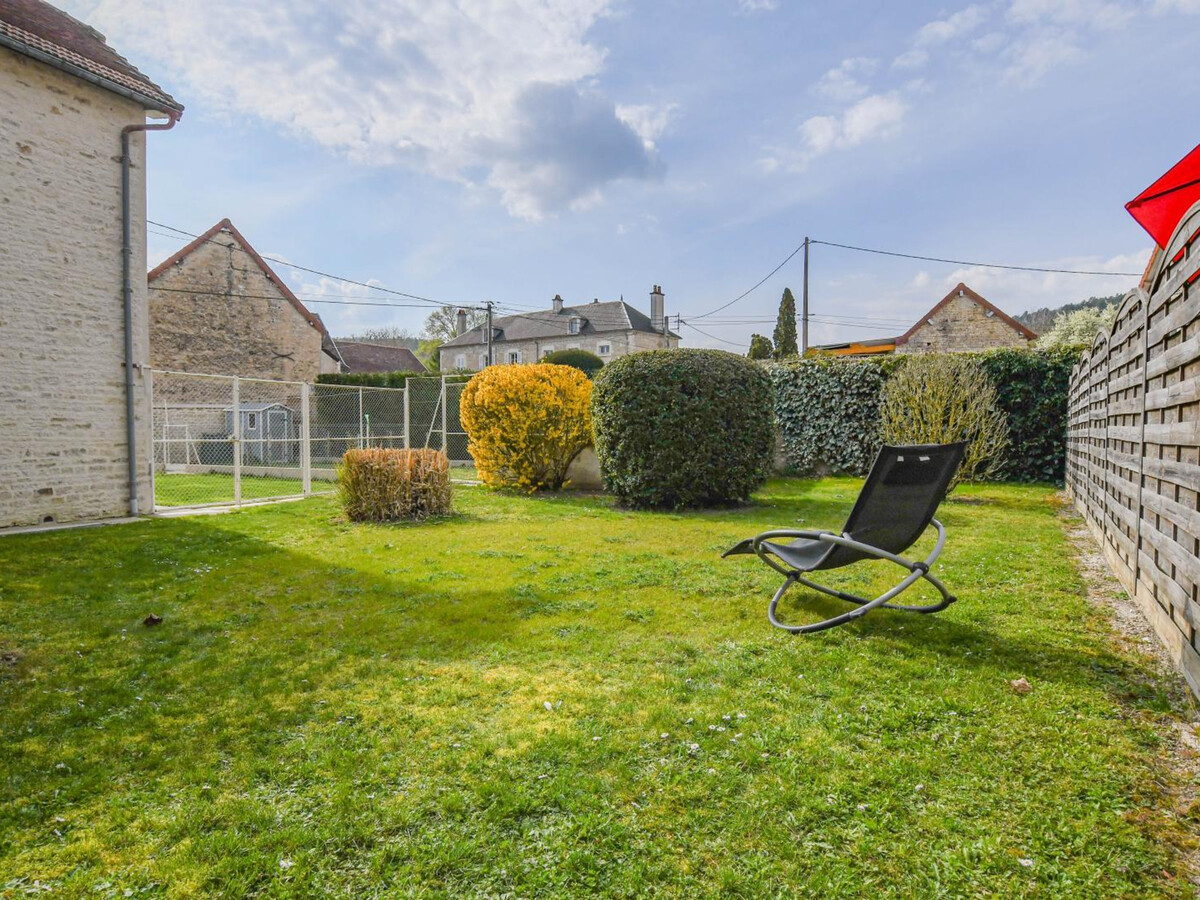 Gîte 15 pers., 6 chambres avec jardin clos à Balnot-sur-Laignes - Photo 2