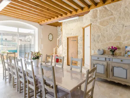 Gîte spacieux avec jardin clos, idéal pour famille, proche vignobles et attractions, parking privatif inclus - Photo 2