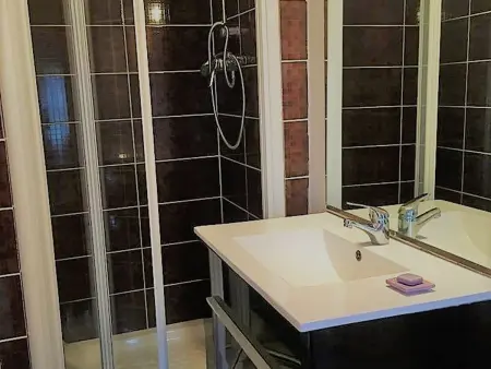 Gîte 11 personnes en vignoble, 5 chambres, animaux acceptés : photo 24