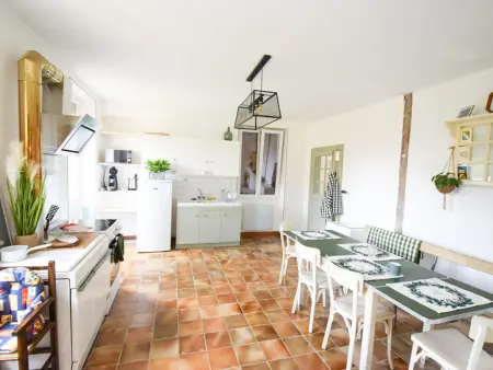 Gîte Chez Maria avec jardin bio à Celles-sur-Ource : photo 4