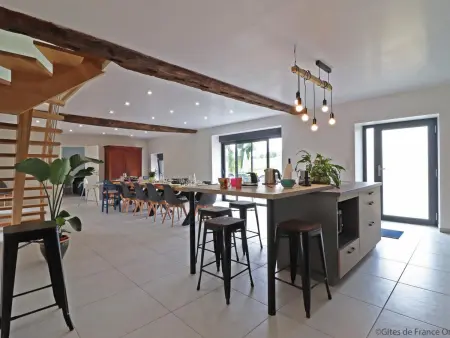 Gîte familial 14 pers. avec sauna et 1 ha de jardin : photo 8