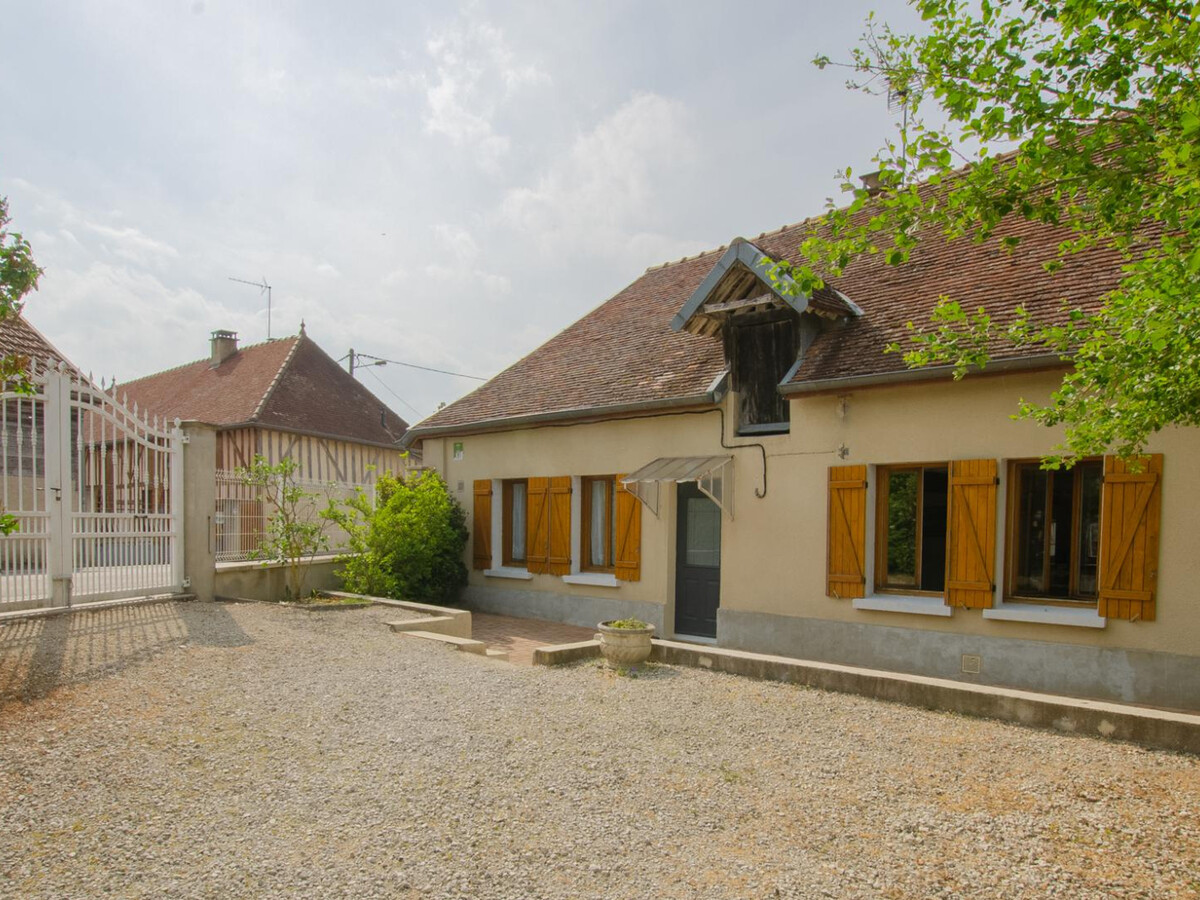 Gîte familial plain-pied à Saint-Parres-aux-Tertres, près Troyes - Photo 1