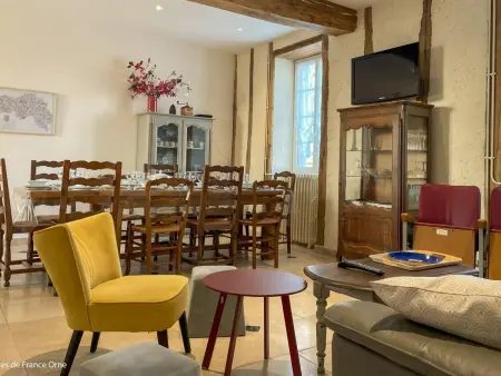 Longère Percheronne spacieuse avec jardin et spa en option - Photo 6