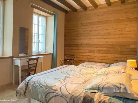 Longère Percheronne spacieuse avec jardin et spa en option - Photo 17