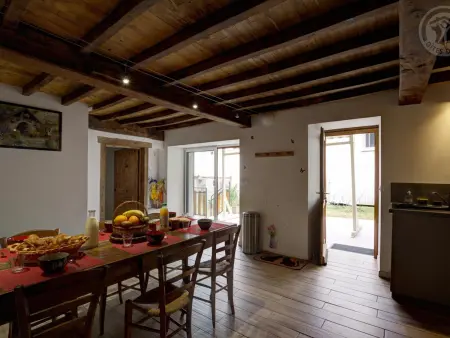 Gîte confortable à la ferme avec terrasse en campagne - Photo 4