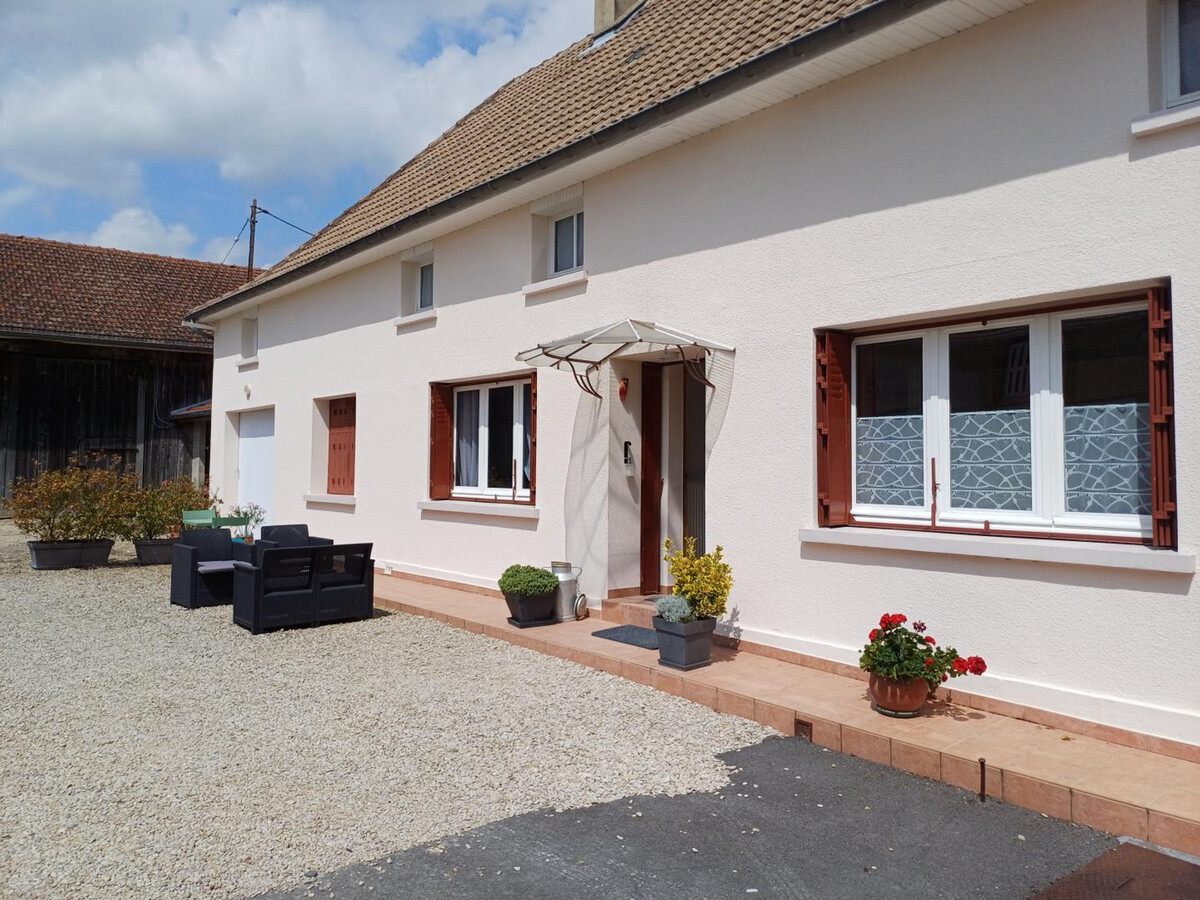 Gîte 6 pers. Mailly-le-Camp, terrain clos et terrasse couverte - Photo 17