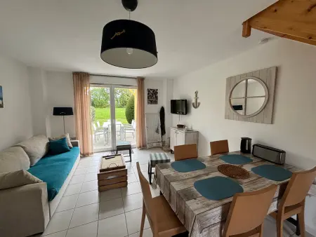 Maison 2 chambres au calme avec piscine, proche plages et commerces - Photo 2