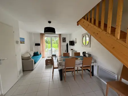 Maison 2 chambres au calme avec piscine, proche plages et commerces - Photo 10