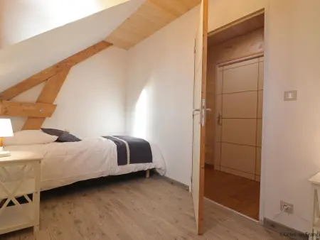 Maison authentique près d'un étang avec animaux acceptés, linge et ménage inclus - Photo 27
