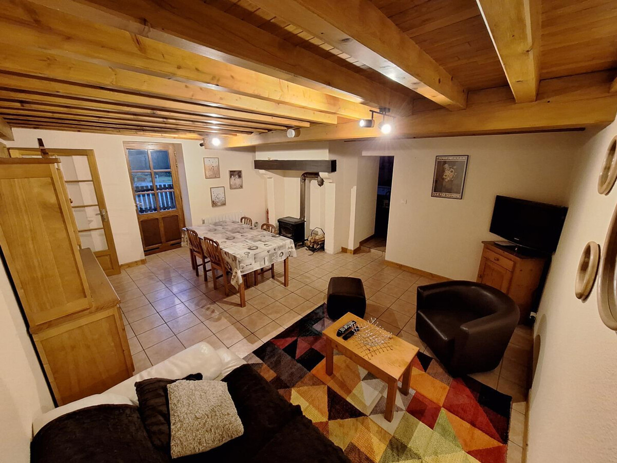 Gîte 116 m² pour 6-7 pers, cheminée et terrasse - Photo 7
