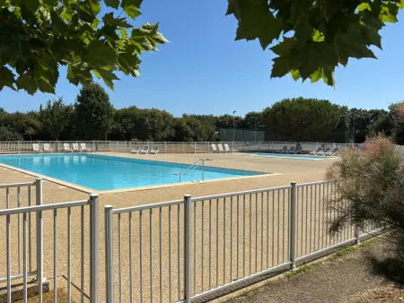 Maison de Vacances 2* avec Piscine Chauffée, Proche Plage et Commerces - Photo 18