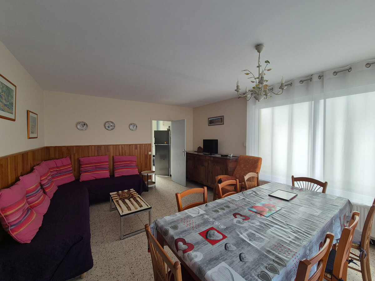 Maison 4 chambres à 50m de la plage, jardin clôturé - Photo 3