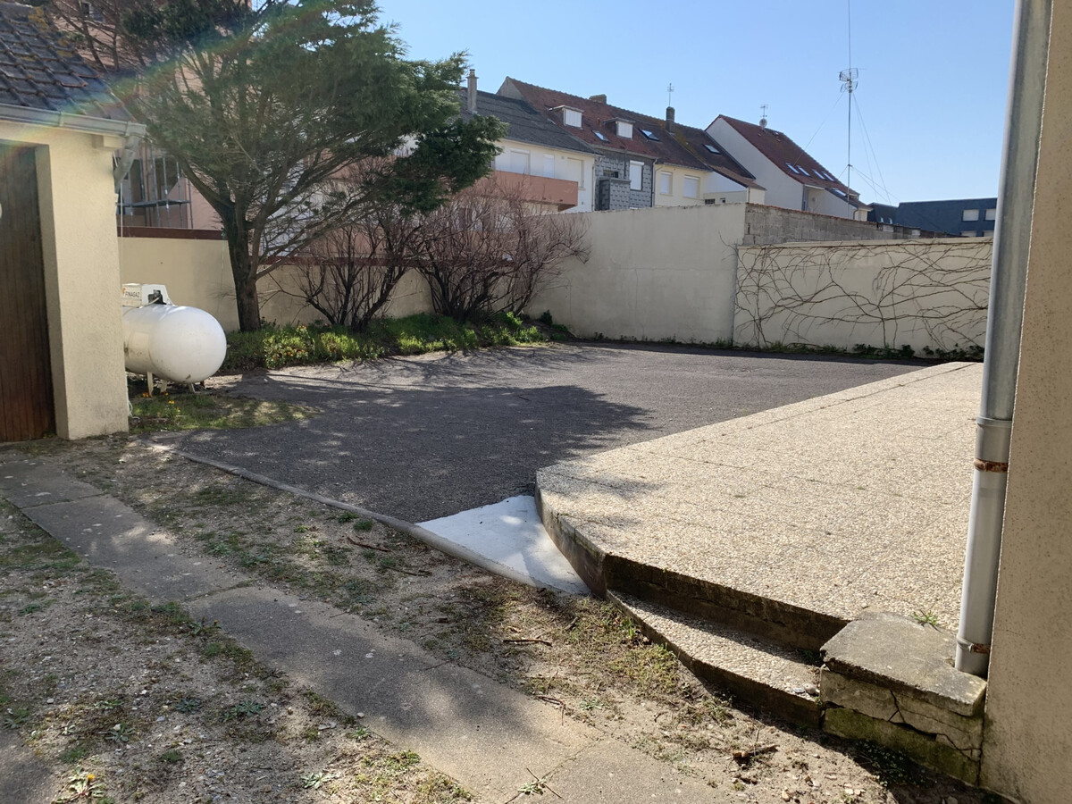 Maison 4 chambres à 50m de la plage, jardin clôturé - Photo 11