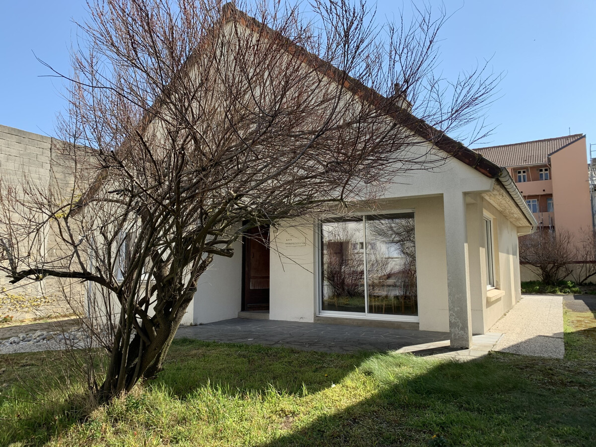 Maison 4 chambres à 50m de la plage, jardin clôturé - Photo 12