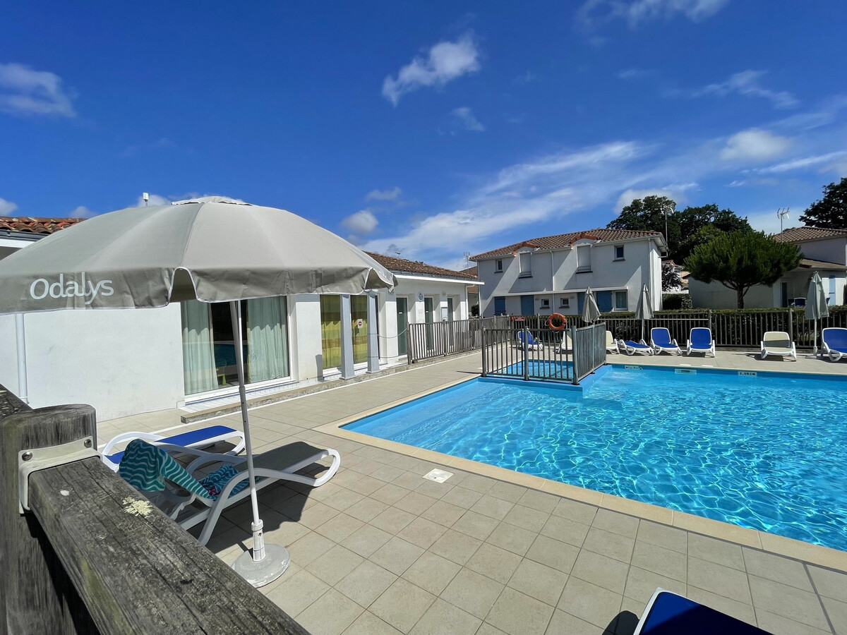 Maisonnette 4 pers, terrasse privée et accès piscine chauffée - Photo 7