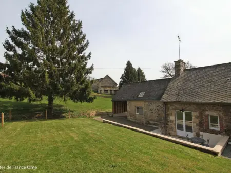 Gîte de plain-pied avec jardin et animaux à Rives-d'Andaine : photo 5