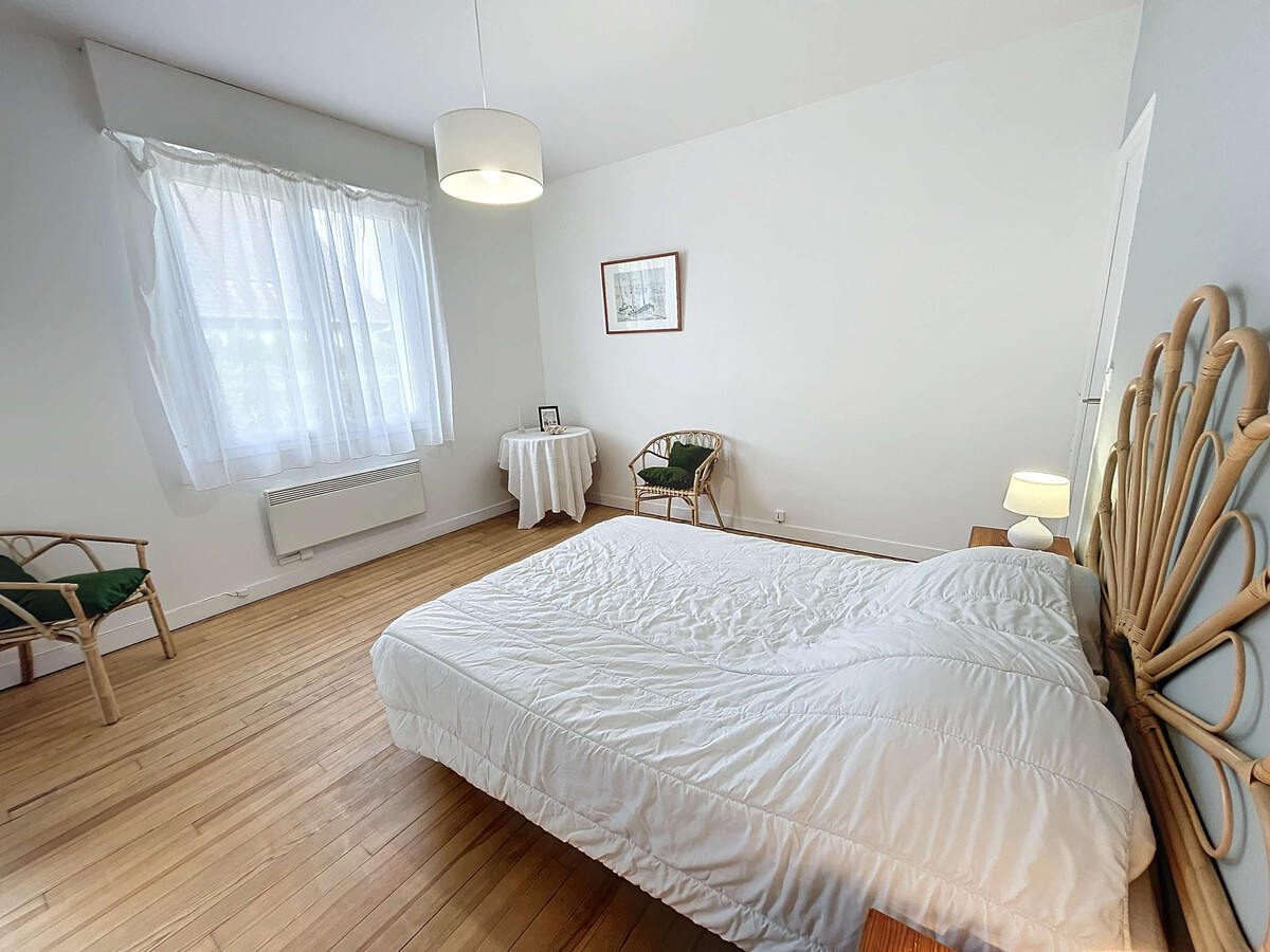 Maison 3 chambres plain pieds, jardin clos à Jullouville - Photo 10