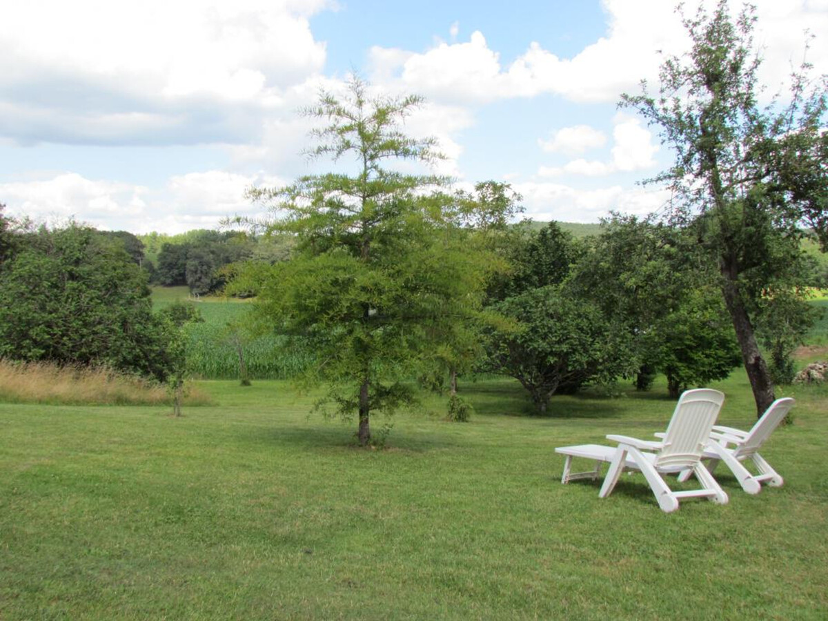 Gîte 2 pers. à Hautefort : terrasse, vélos, animaux OK - Photo 8