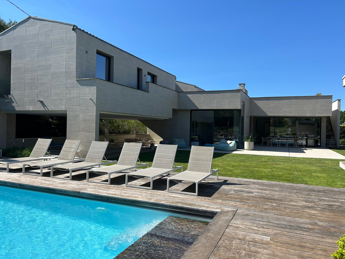 Villa contemporaine 4 chambres, piscine et pool house - Photo 2