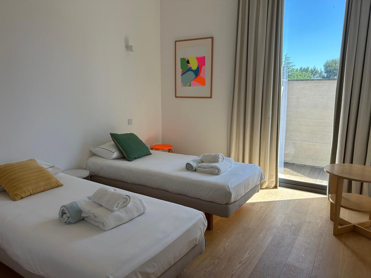 Villa contemporaine 4 chambres, piscine et pool house - Photo 22