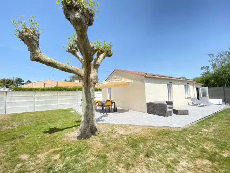 Location maison à Bretignolles sur Mer, Maison de Charme au Calme avec Jardin Clos, WIFI, Proche Plage du Marais Girard, Animaux Acceptés