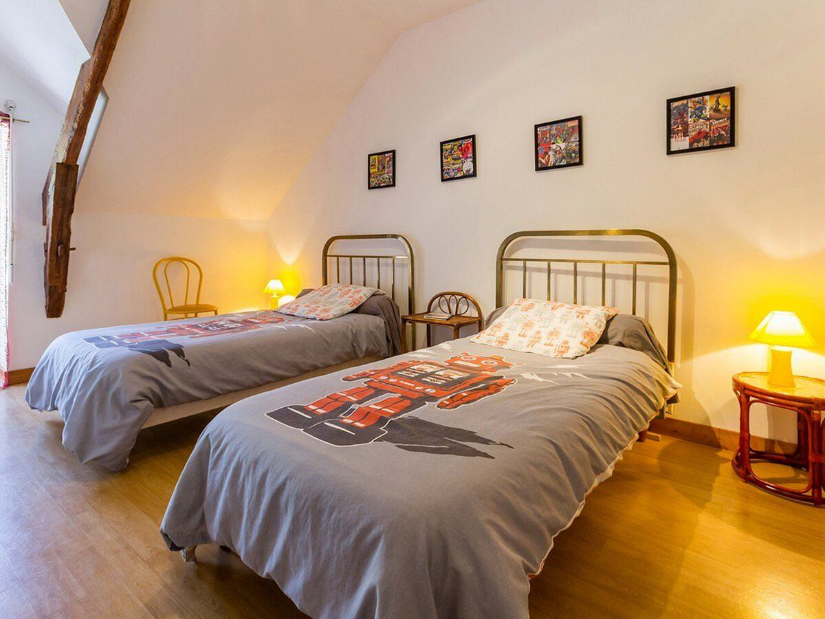Gîte 6 pers. à Plesse : ferme rénovée, 1000 m² et jeux - Photo 5