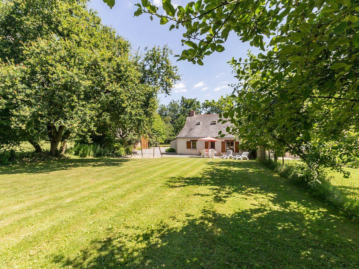 Gîte 6 pers. à Plesse : ferme rénovée, 1000 m² et jeux - Photo 9