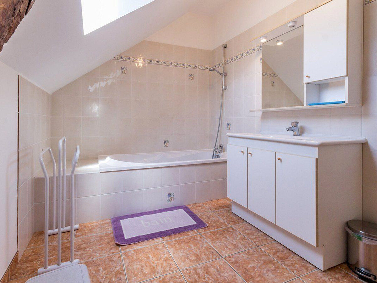 Gîte 6 pers. à Plesse : ferme rénovée, 1000 m² et jeux - Photo 15