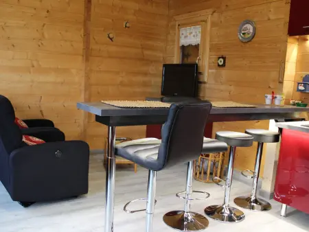 Chalet plain-pied aux portes des Vosges, recharge VE : photo 9