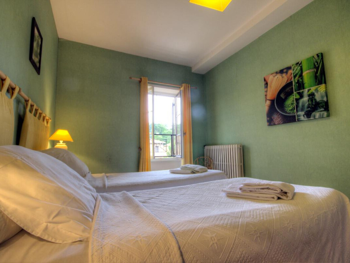 Gîte 8 pers. dans château avec parc 80ha et plan d'eau - Photo 9