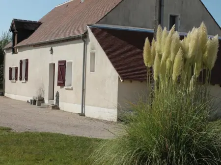Location gite à Jouy le Potier, Gîte en Sologne proche Val de Loire, jardin privatif